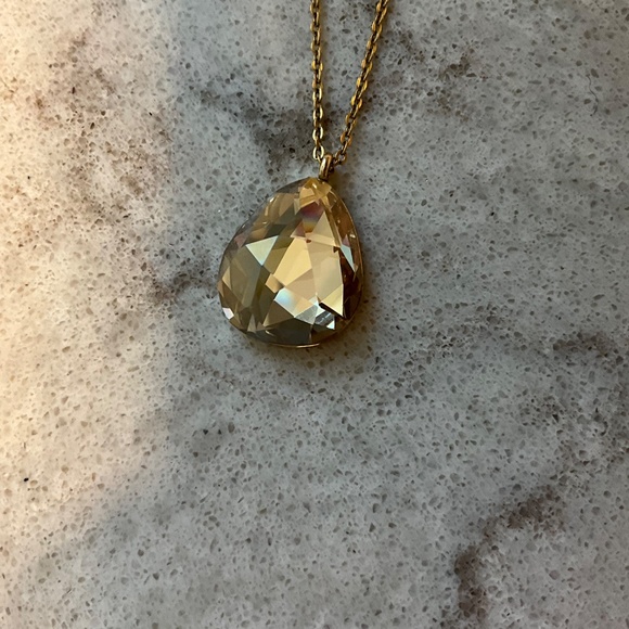 Swarovski gold crystal pendant - Picture 2 of 8